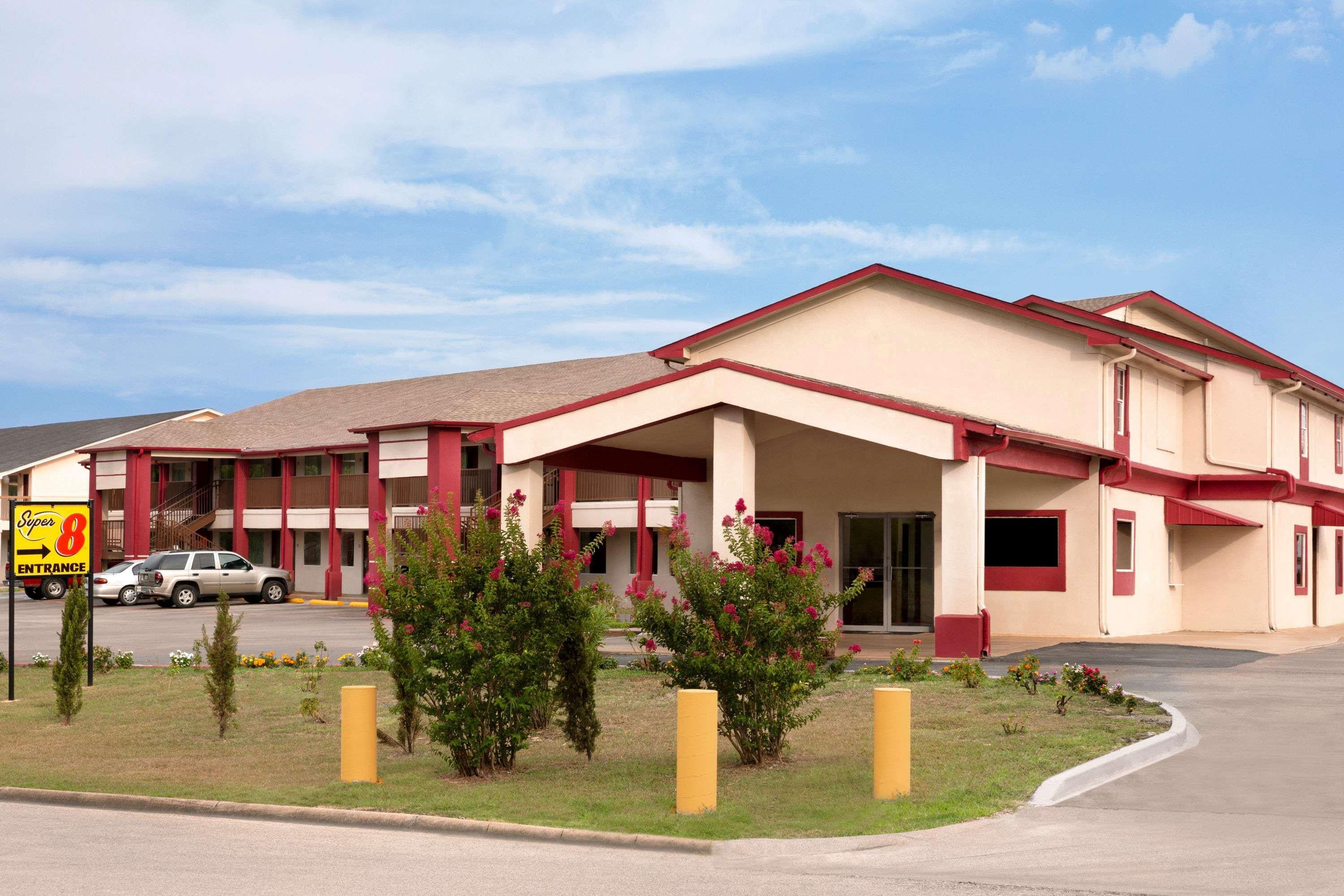 Super 8 By Wyndham Corsicana Kültér fotó
